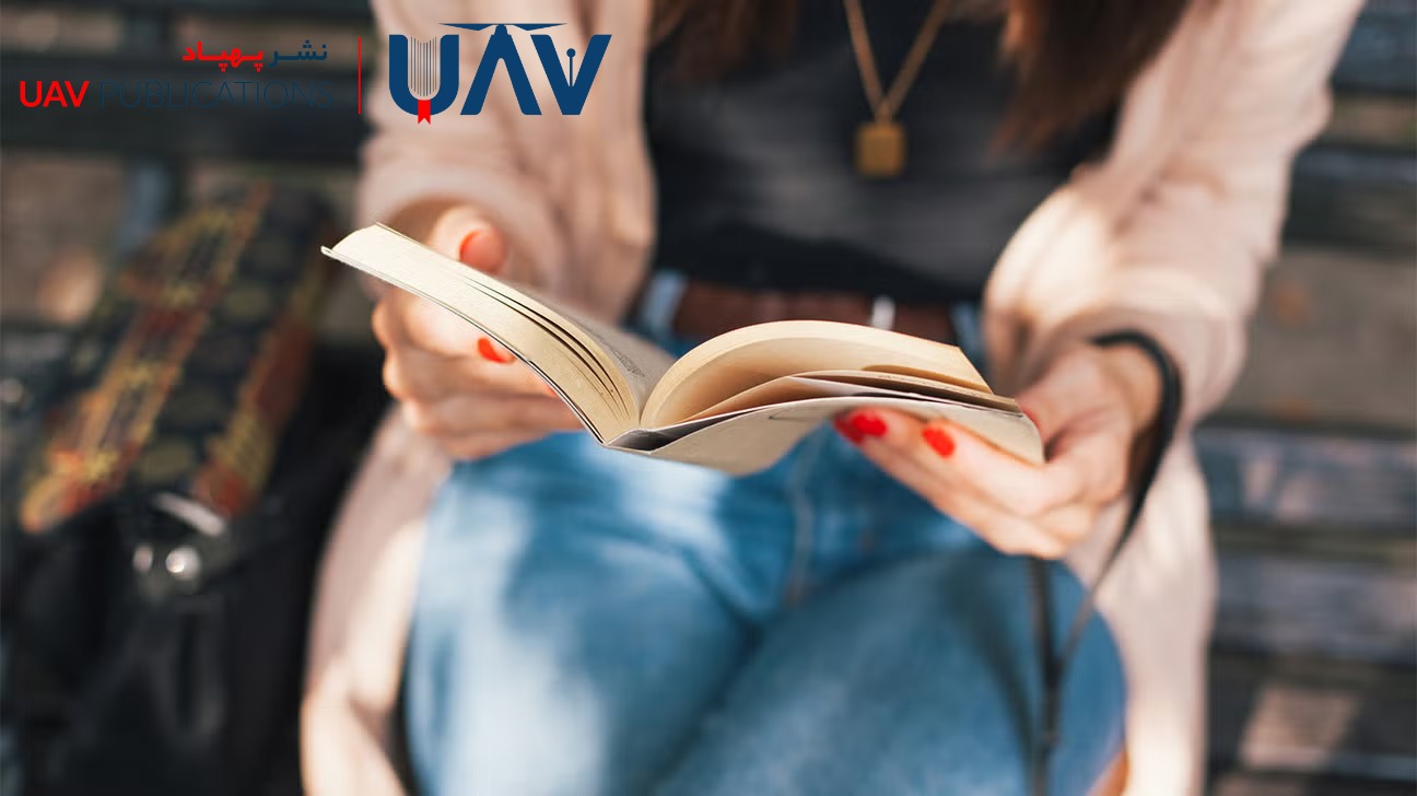 با کمترین هزینه کتاب دیجیتال با نام خودتان را داشته باشید!